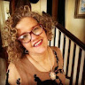 Meet your Posher, Holly